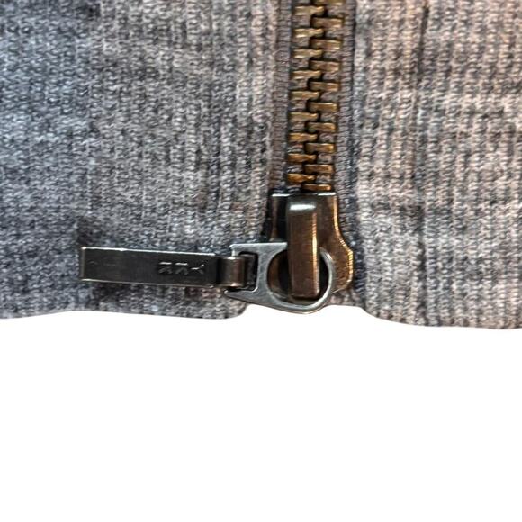 Halogen Heather Grey Midi Pencil Skirt Back Zipper Details Stretchy - Picture 3 of 7